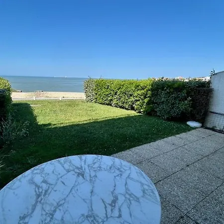 En Bord De Avec Jardin, Parking Et Animaux Acceptes A - Fr-1-494-63